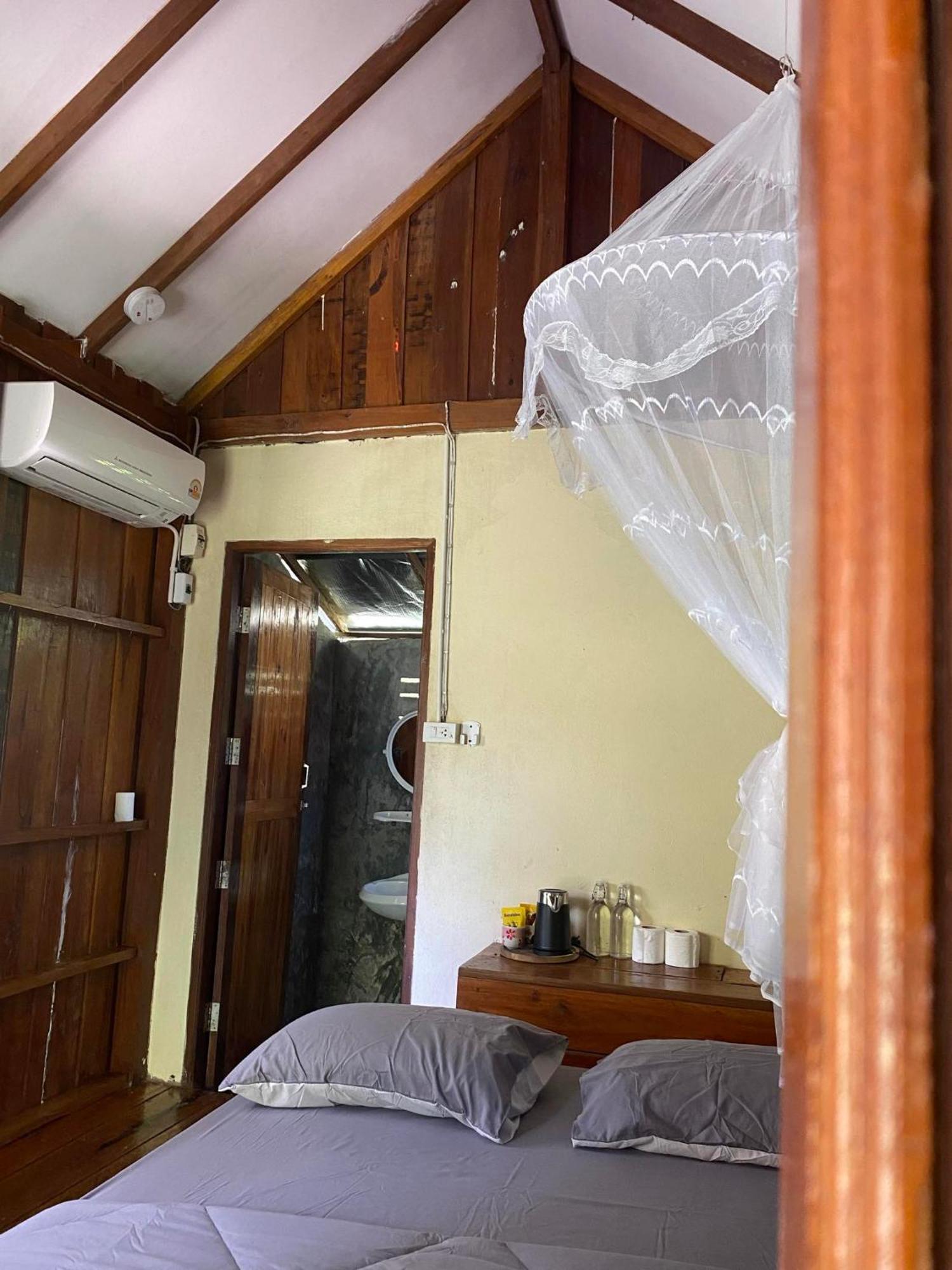 Seree Bungalows & Chill Bar Ко Чанг Экстерьер фото